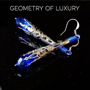 Sexy & Lightweight! Regal & Alluring! Silver Filigree & Blue Dangle Earrings!